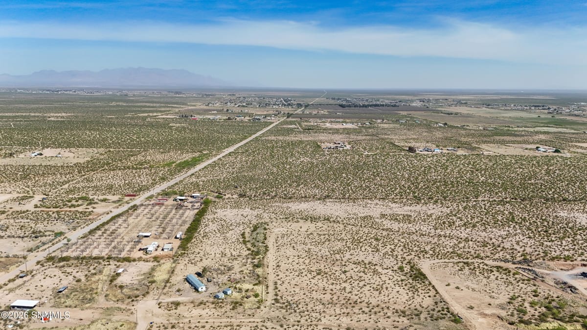 195 Iron Horse Avenue, Chaparral, NM 88081 photo 5