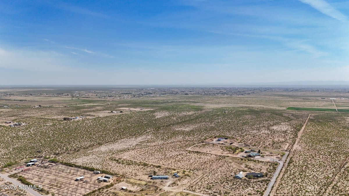 195 Iron Horse Avenue, Chaparral, NM 88081 photo 7