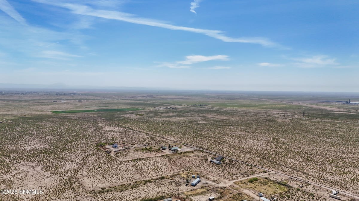 195 Iron Horse Avenue, Chaparral, NM 88081 photo 9
