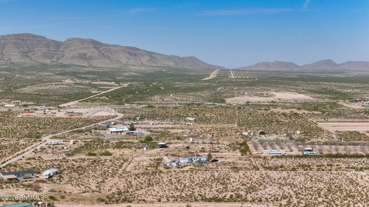 195 Iron Horse Avenue, Chaparral, NM 88081 photo 10