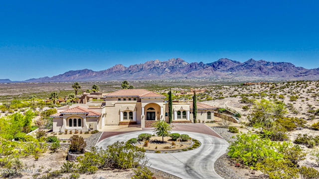 5545 Via Segura, Las Cruces, NM – 4 bedroom, 3,802 sqft single family residence for sale at $957,500