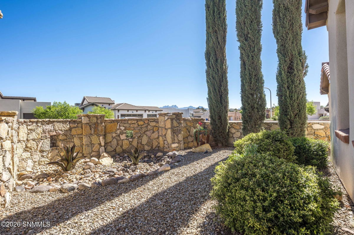 2945 Maddox Loop, Las Cruces, NM 88011 photo 7