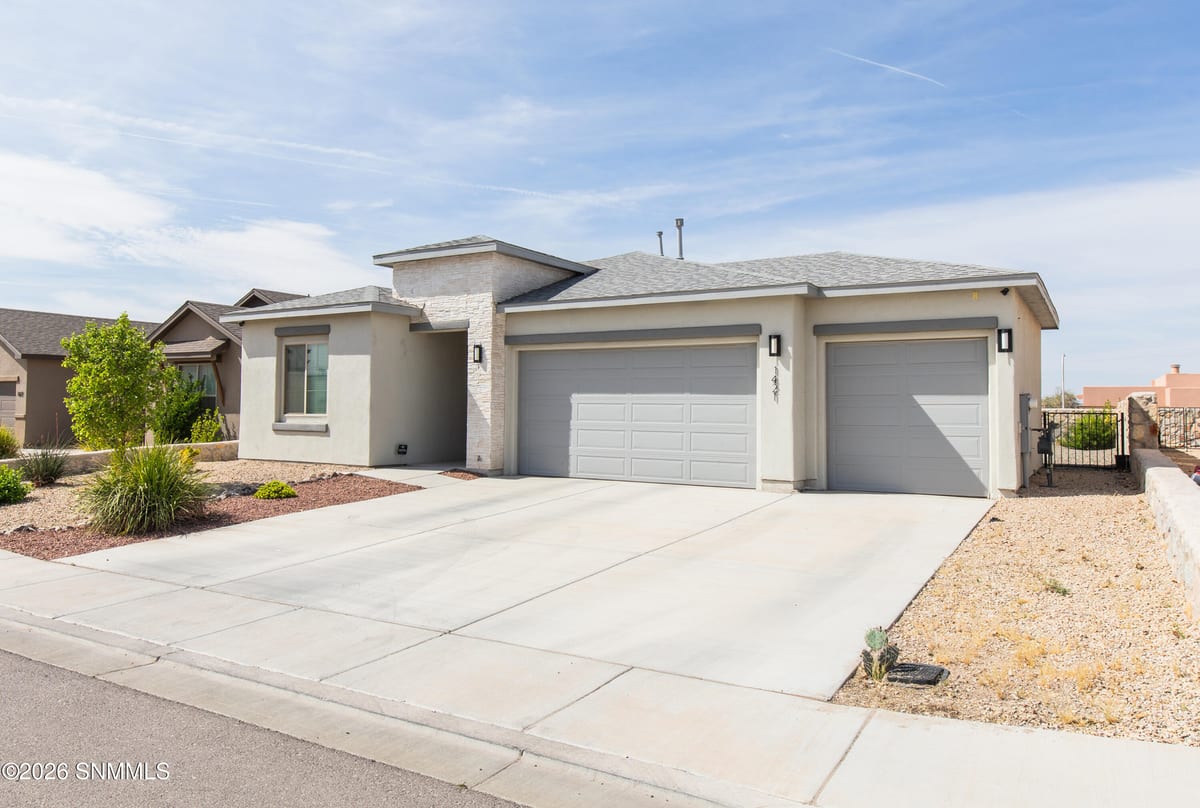 1421 Lenox Avenue, Las Cruces, NM 88005 photo 1