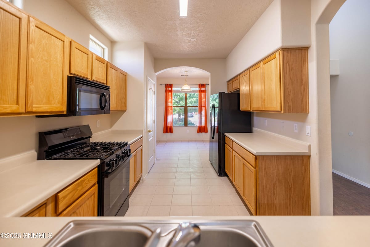 2517 Fallbrook Way, Las Cruces, NM 88011 photo 12