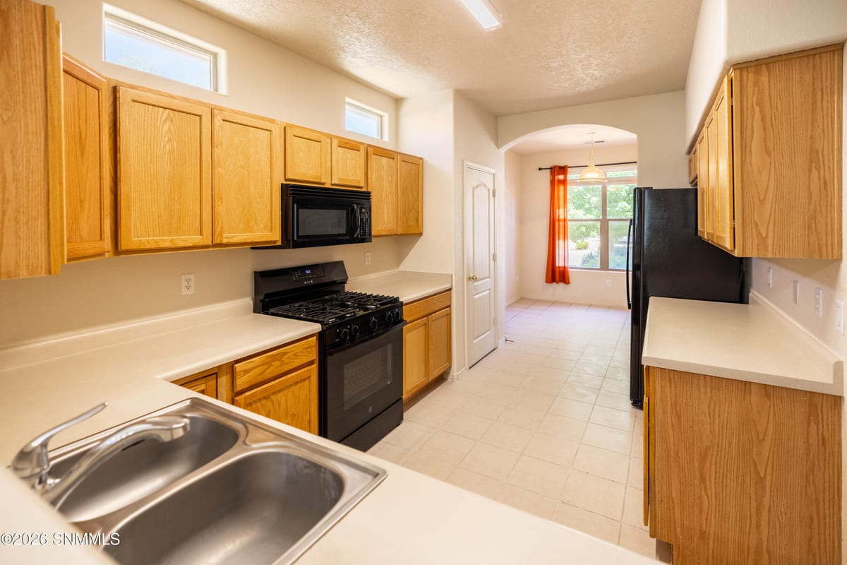 2517 Fallbrook Way, Las Cruces, NM 88011 photo 13