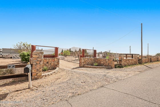 Las Cruces, NM 88007 photo 2