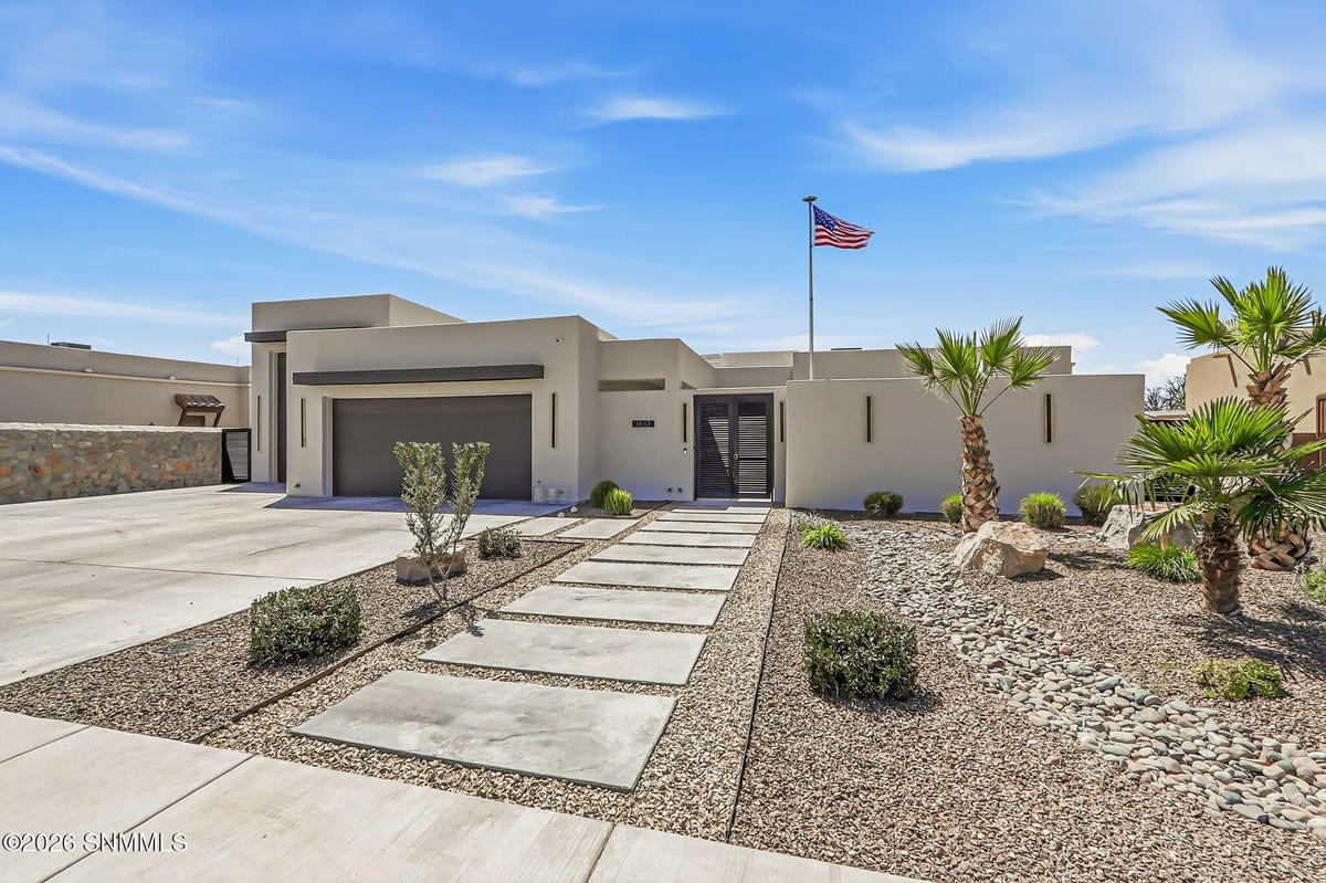 1832 Santanova Arc, Las Cruces, NM 88005 photo 1