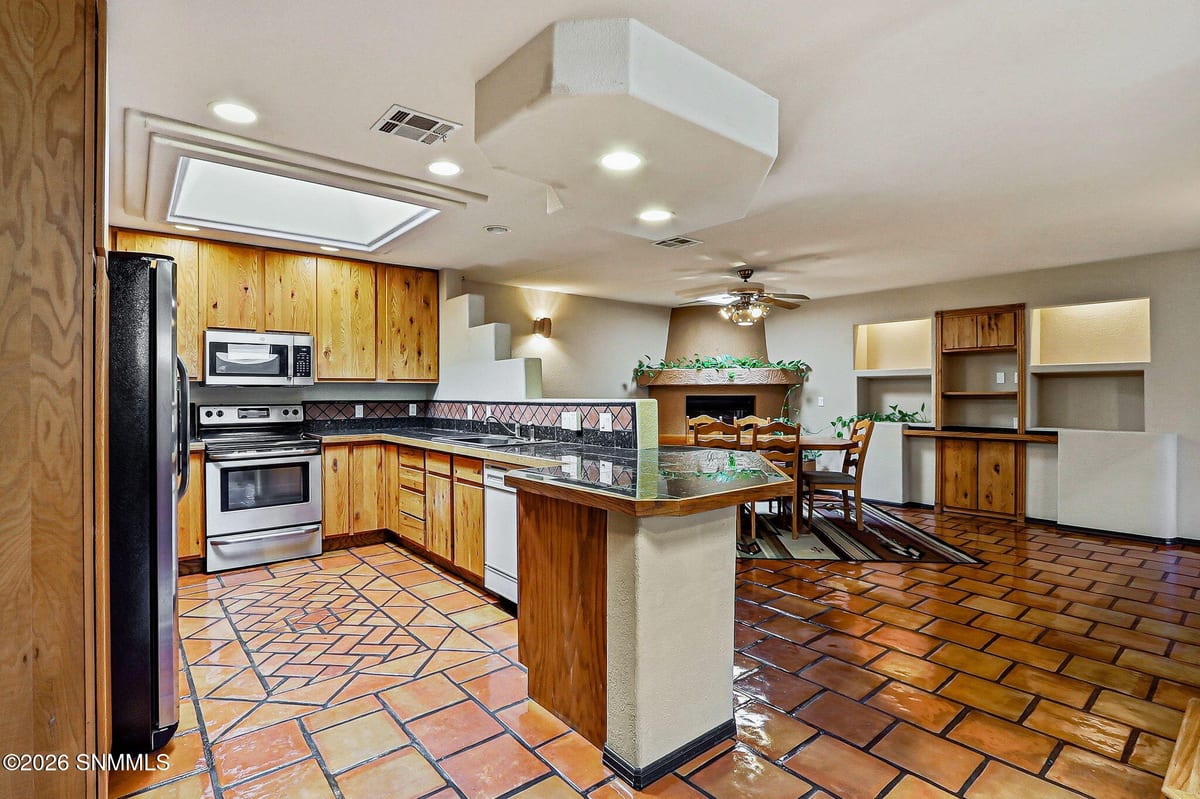 6752 Camino Blanco, Las Cruces, NM 88007 photo 8
