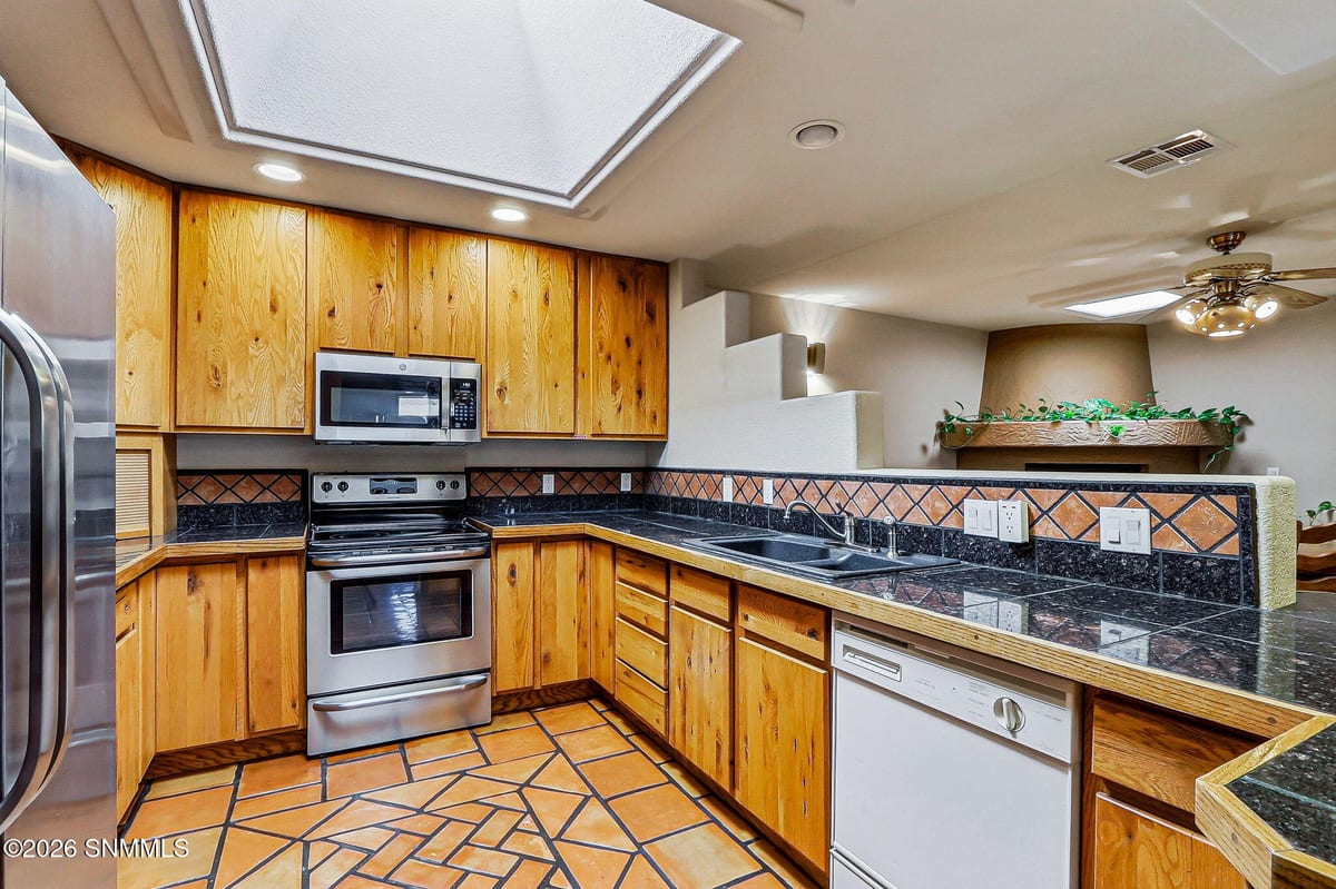 6752 Camino Blanco, Las Cruces, NM 88007 photo 9
