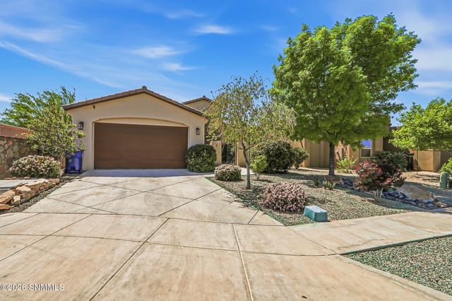 3702 San Clemente Avenue, Las Cruces, NM – 3 bedroom, 2,046 sqft single family residence for sale at $383,900