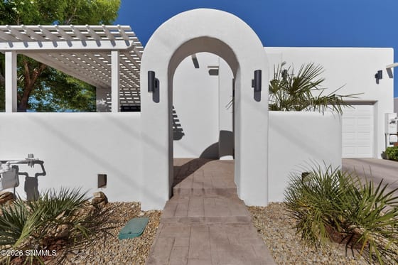 3996 Tayvis Road, Las Cruces, NM 88012 photo 4