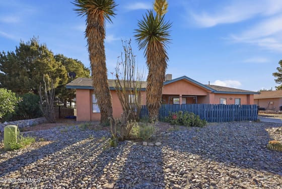 5492 Amarillo Del Sol, Las Cruces, NM 88007 photo 2