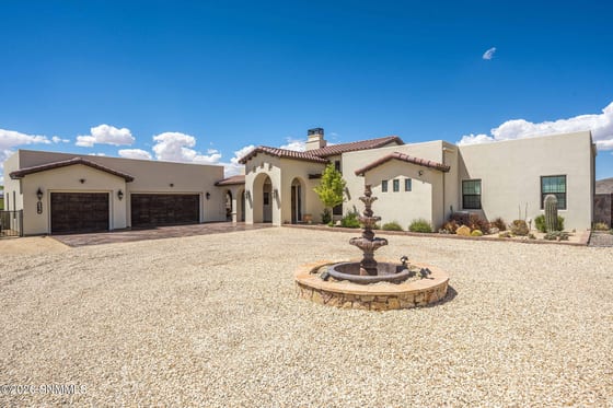 6516 Lazo Del Norte, Las Cruces, NM 88011 photo 2