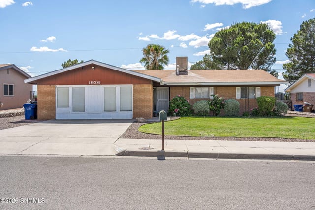 1936 Bromilow Street, Las Cruces, NM – 3 bedroom, 2,094 sqft single family residence for sale at $245,000