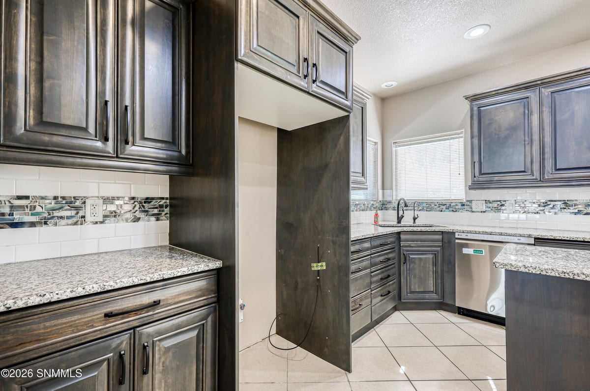 3668 Ascencion Circle, Las Cruces, NM 88012 photo 8