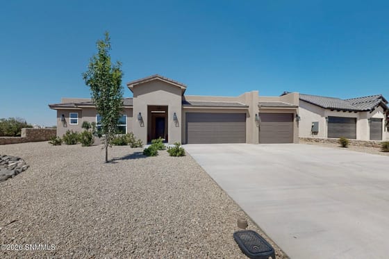 4080 Santa Elena Place, Las Cruces, NM 88005 photo 2