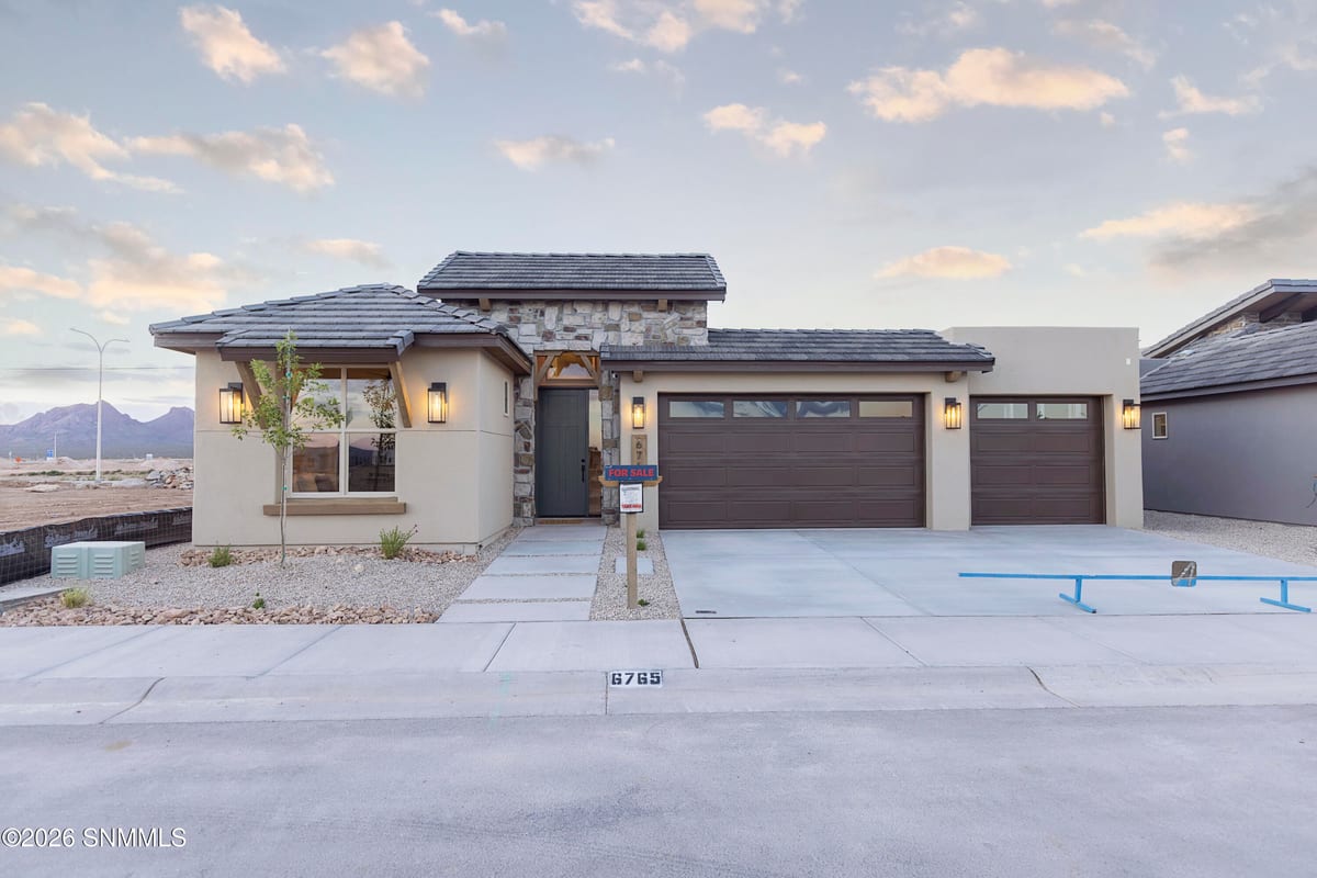 6765 Fairchild Loop, Las Cruces, NM 88012 photo 1