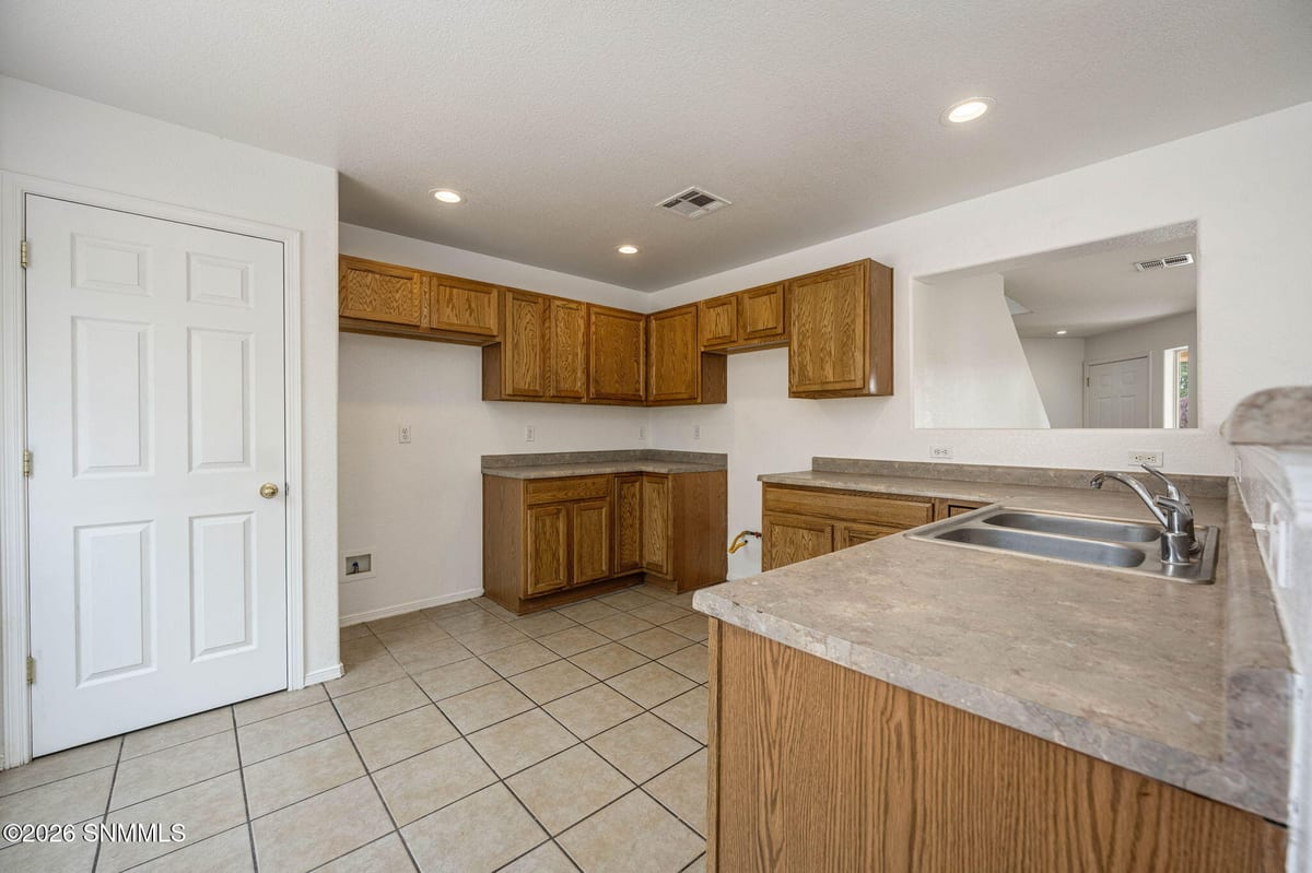 2836 Ancho Avenue, Las Cruces, NM 88007 photo 12