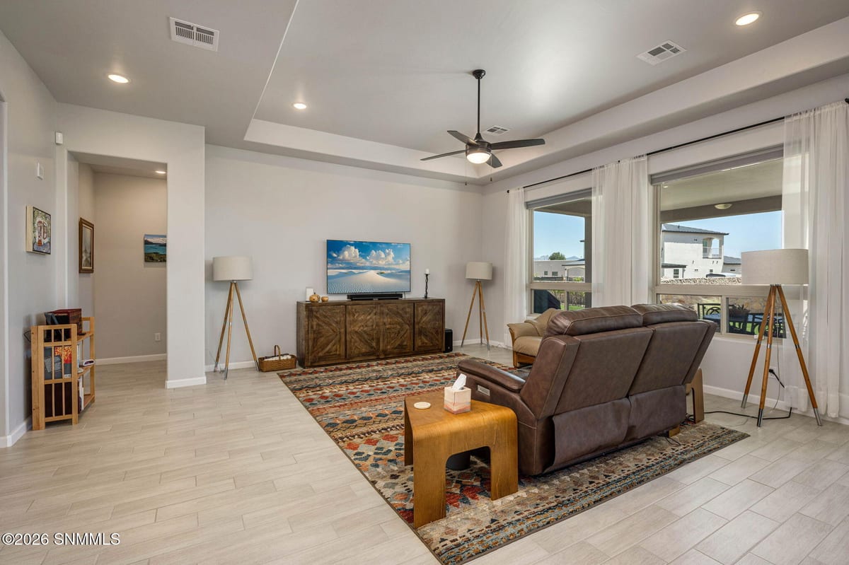 391 Red Cap Court, Las Cruces, NM 88007 photo 12