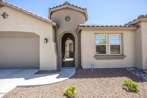 391 Red Cap Court, Las Cruces, NM 88007 photo 4