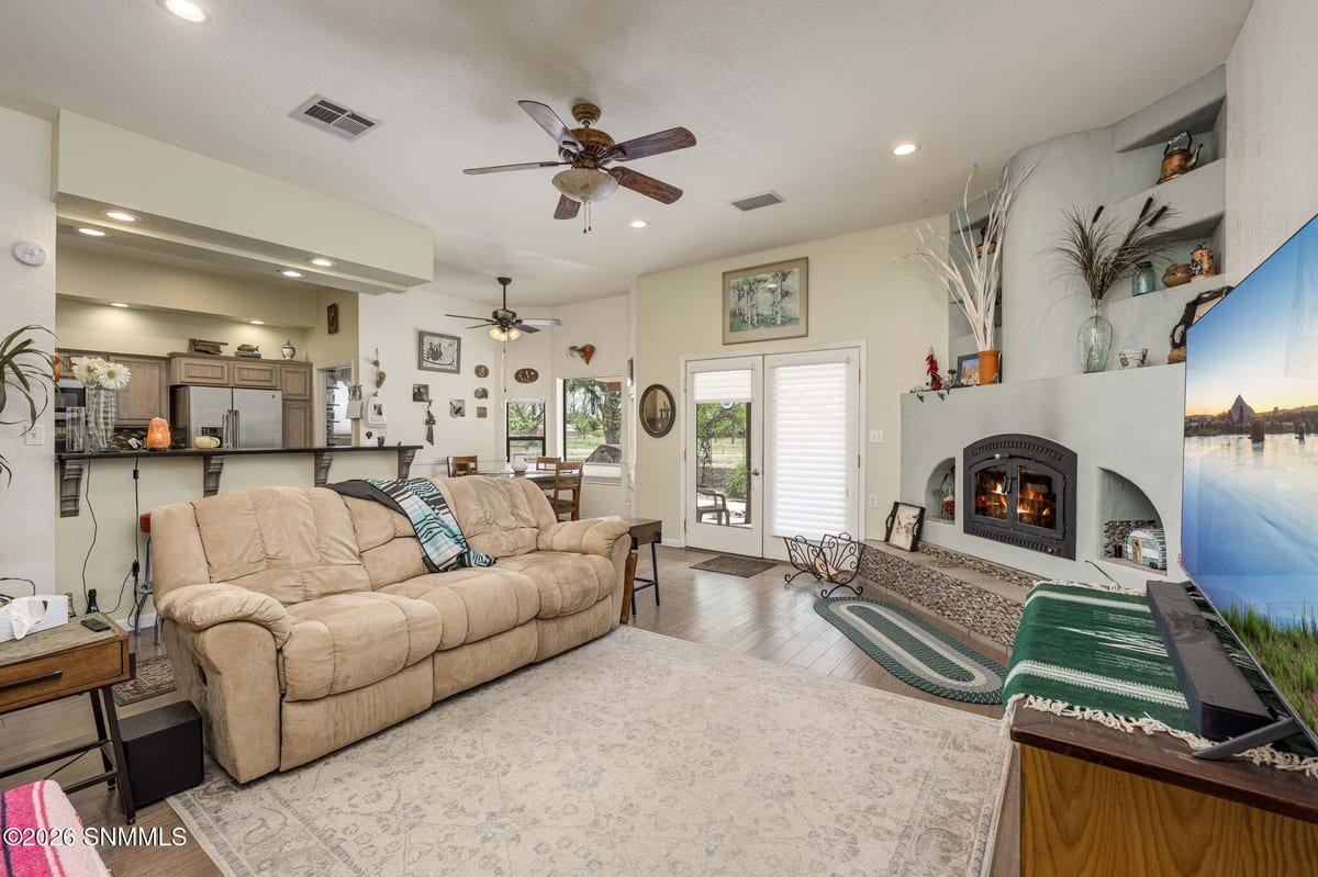 1461 W Brown Road, Las Cruces, NM 88005 photo 12