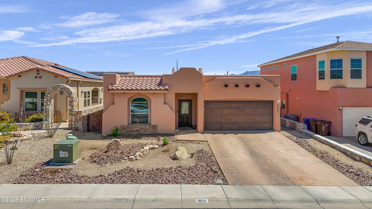 3930 Agua Caliente Drive, Las Cruces, NM 88012 photo 1