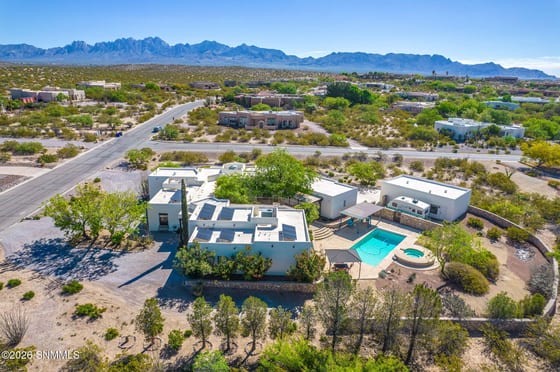 5340 Superstition Drive, Las Cruces, NM 88011 photo 2