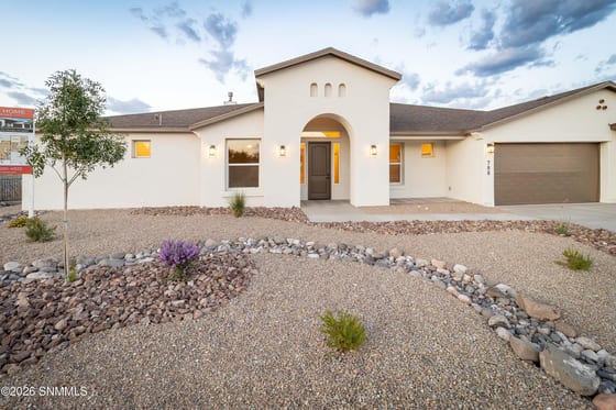 788 Basha Arc, Las Cruces, NM 88005 photo 2
