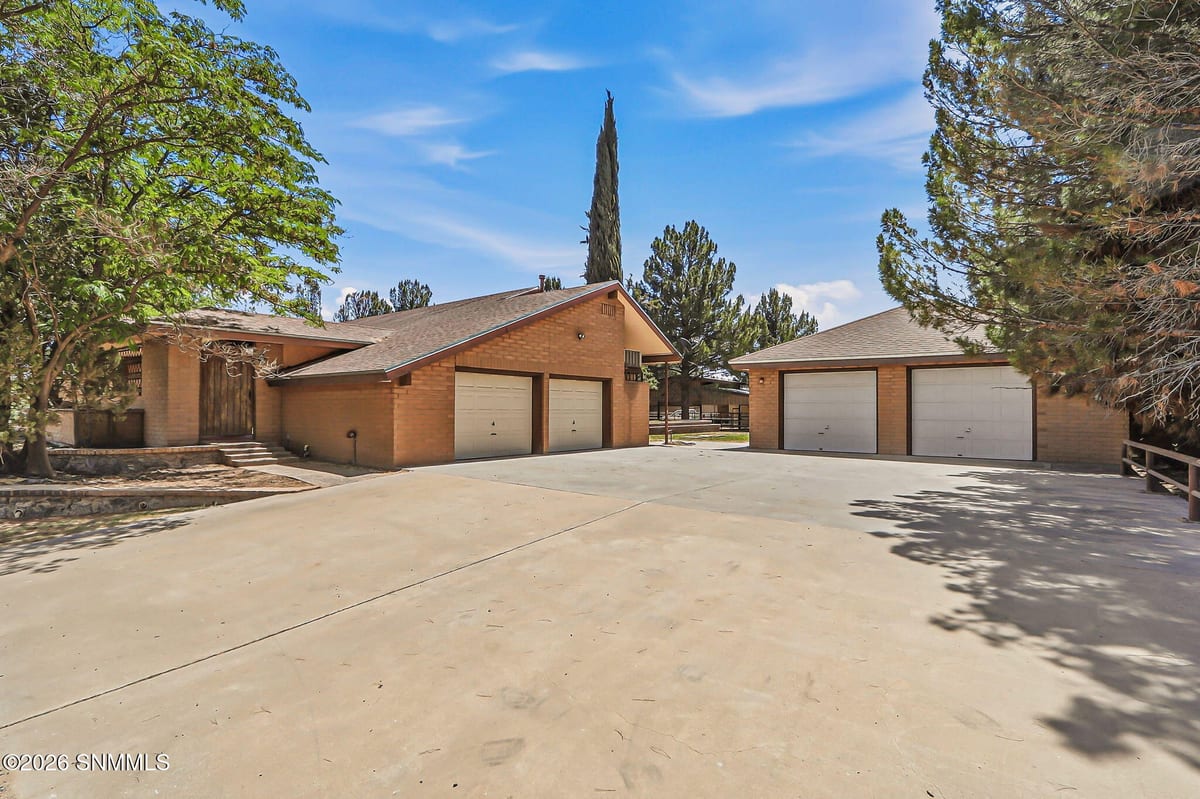 5376 Santa Teresita Drive, Sunland Park, NM 88008 photo 9