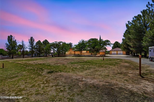 Casa unifamiliar en venta por $608,999: 5376 Santa Teresita Drive, Sunland Park, NM – 2 recámaras, 3,170 pies²