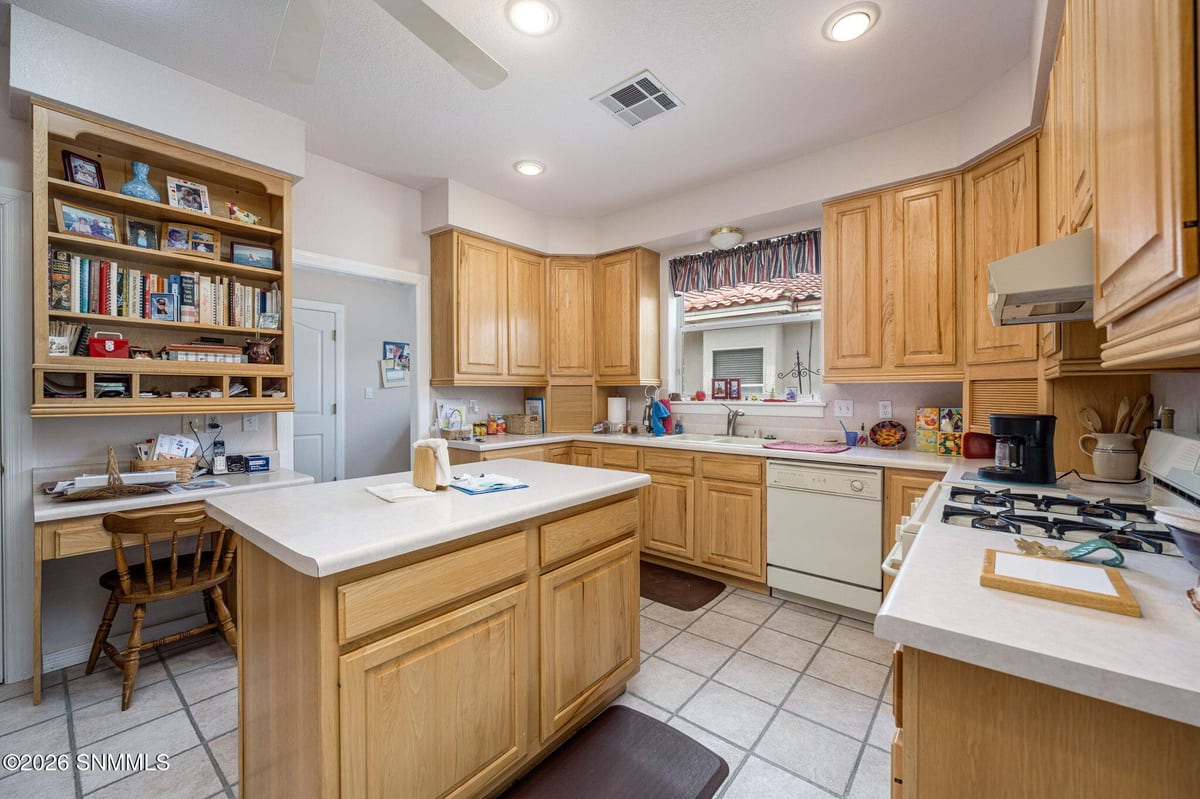 727 Mesa Point Road, Las Cruces, NM 88011 photo 12