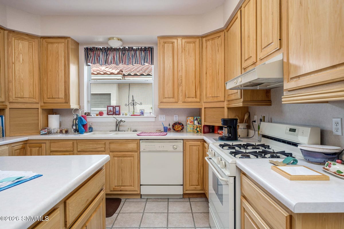 727 Mesa Point Road, Las Cruces, NM 88011 photo 13