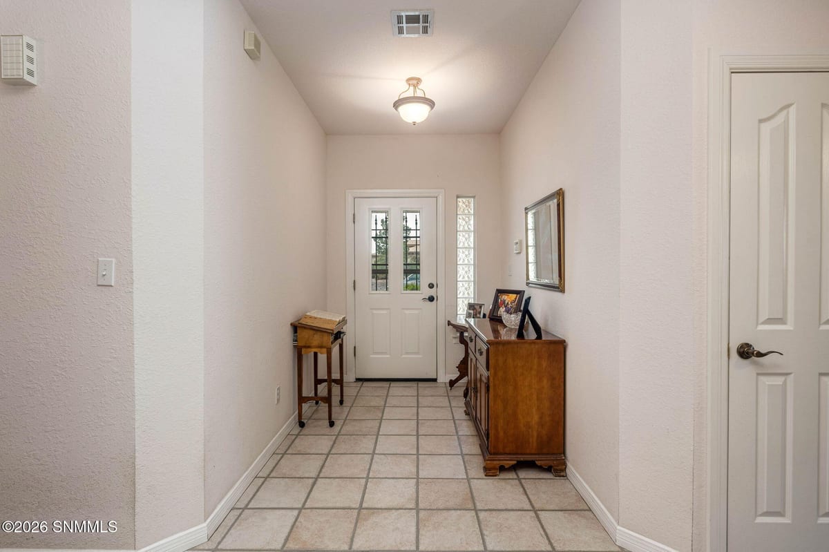 727 Mesa Point Road, Las Cruces, NM 88011 photo 5