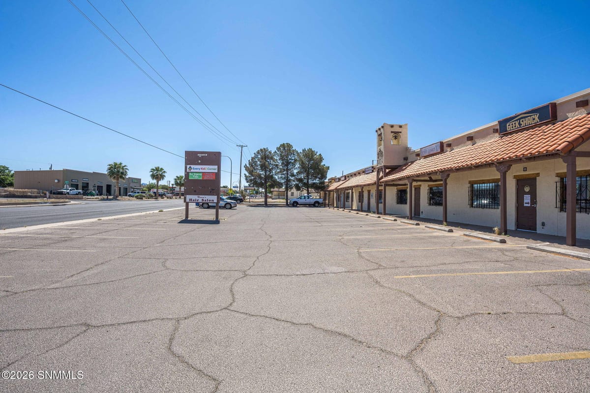 1615 N Solano Drive #B, Las Cruces, NM 88001 photo 2