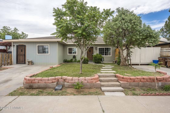 1130 Poplar, Las Cruces, NM 88001 photo 2
