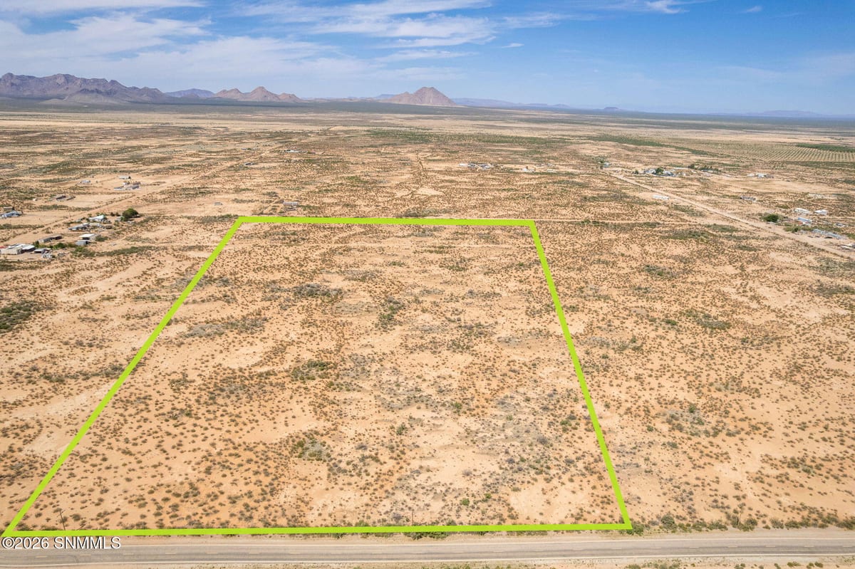 13713 Holman Road, Las Cruces, NM 88012 photo 2