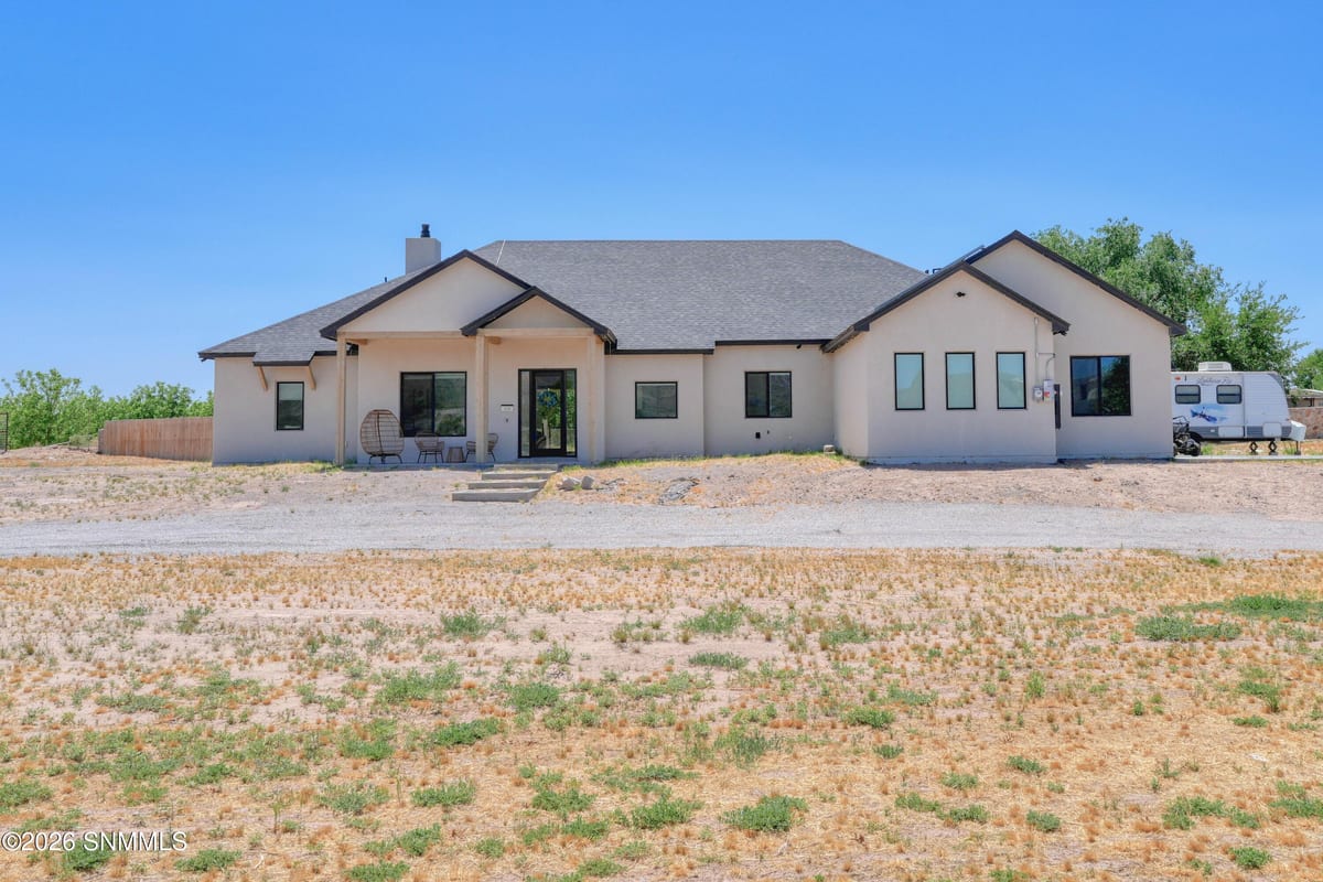 210 Providence Road, Las Cruces, NM 88007 photo 1