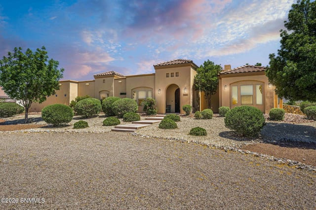 7671 Boulder Canyon Court, Las Cruces, NM – 3 bedroom, 2,610 sqft single family residence for sale at $738,900