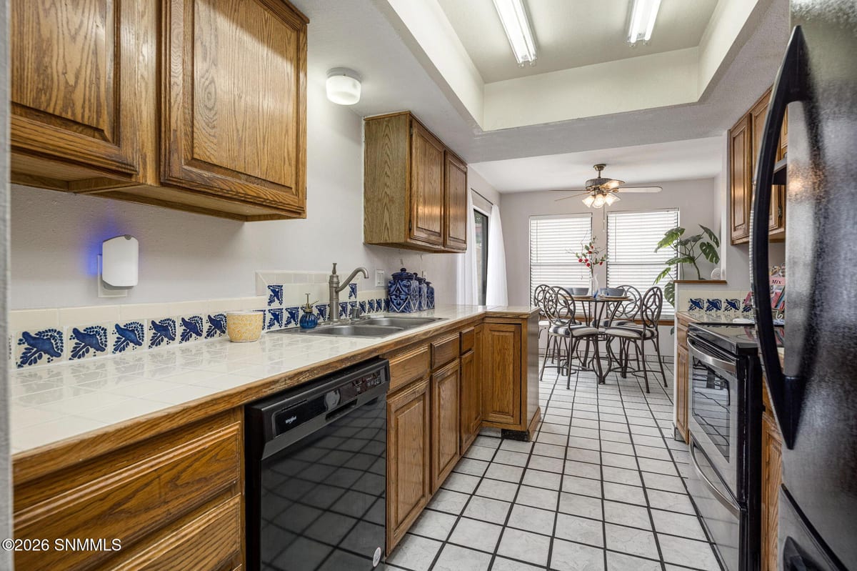 1105 Hermosillo Drive, Las Cruces, NM 88005 photo 13