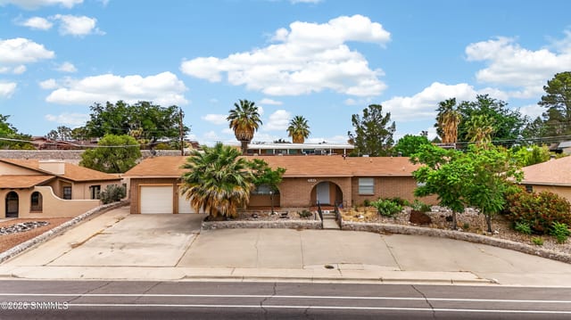 3104 Missouri Avenue, Las Cruces, NM – 5 bedroom, 2,499 sqft single family residence for sale at $295,000