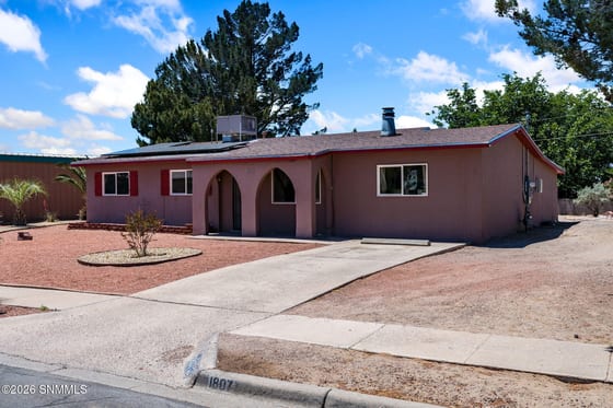 1807 Debra Street, Las Cruces, NM 88001 photo 2