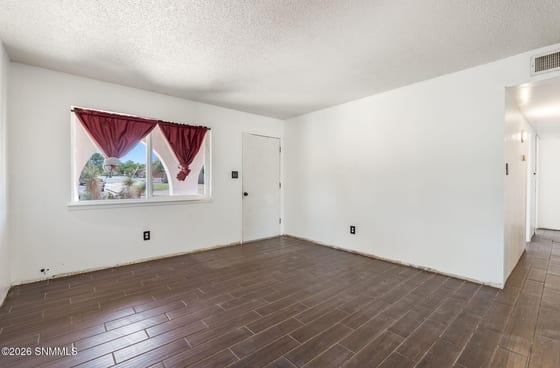 1807 Debra Street, Las Cruces, NM 88001 photo 5