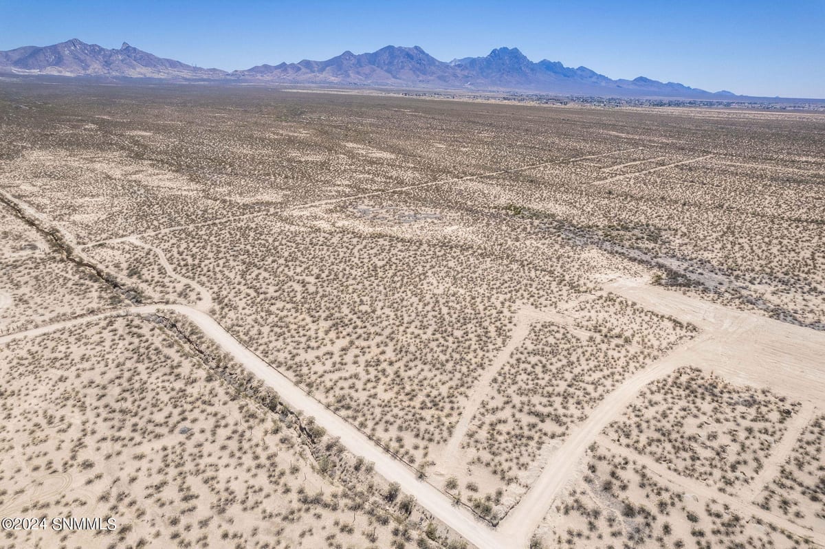 9000 Rabbit Run Road, Las Cruces, NM 88011 photo 10