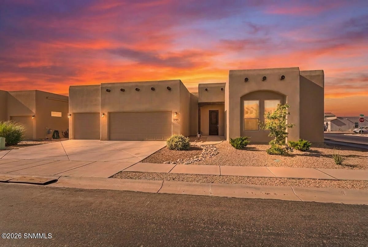3791 Jubilee Avenue, Las Cruces, NM 88012 photo 1