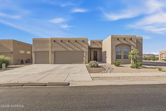 3791 Jubilee Avenue, Las Cruces, NM 88012 photo 2