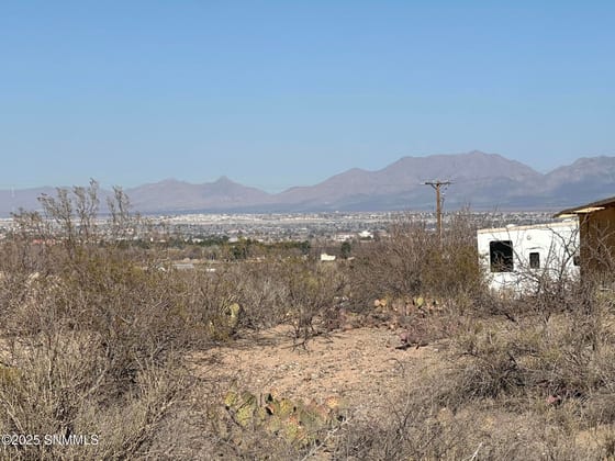 465 Ruby Hills Court, Las Cruces, NM 88007 photo 3