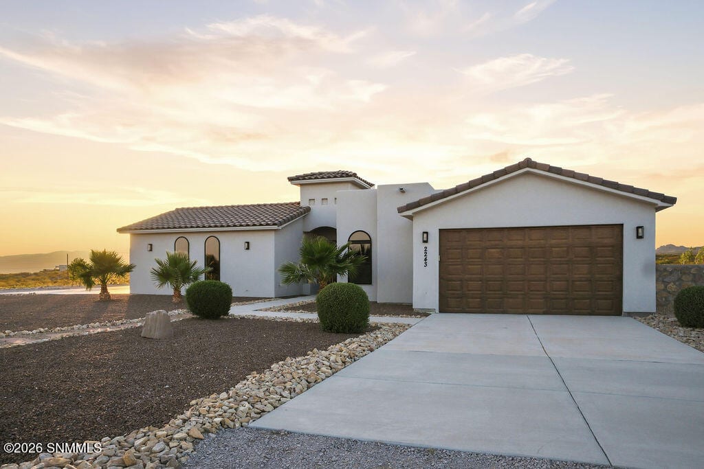 2243 Guamis Road, Las Cruces, NM 88012 photo 2
