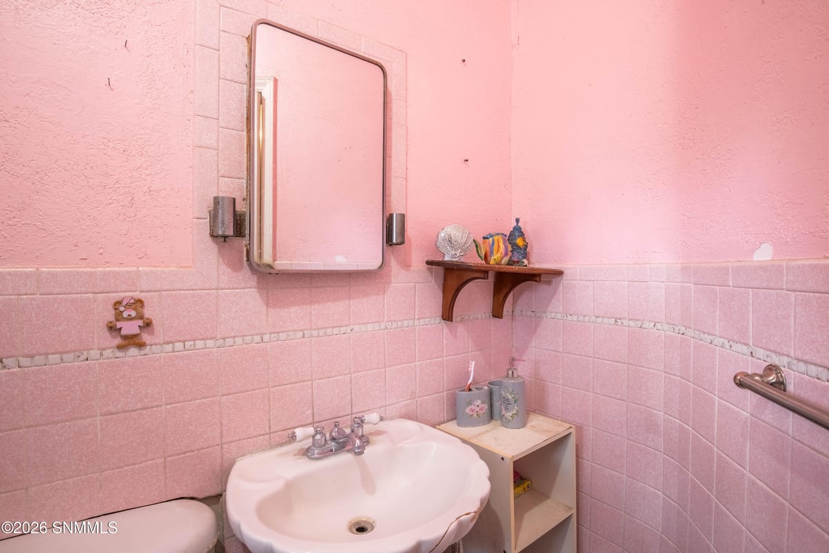 1061 N Tornillo Street, Las Cruces, NM 88001 photo 15