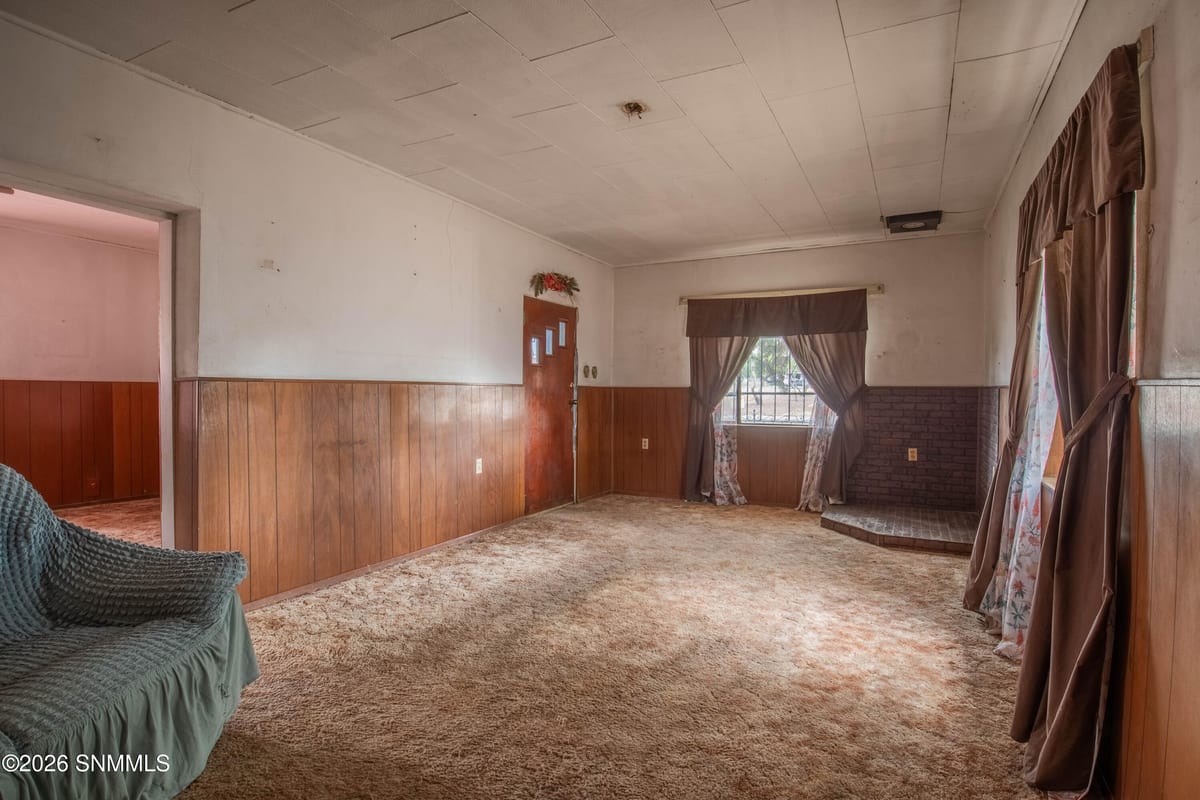 1061 N Tornillo Street, Las Cruces, NM 88001 photo 3