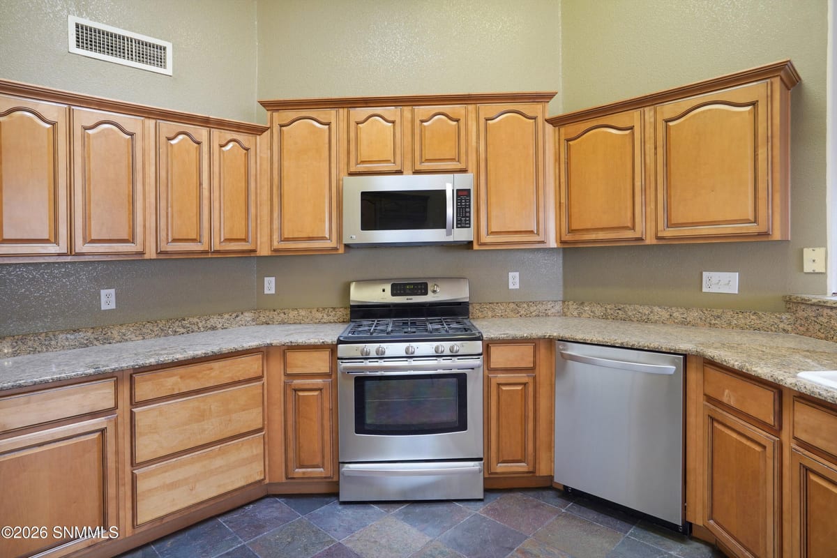 2205 Sun Chaser Place, Las Cruces, NM 88011 photo 8